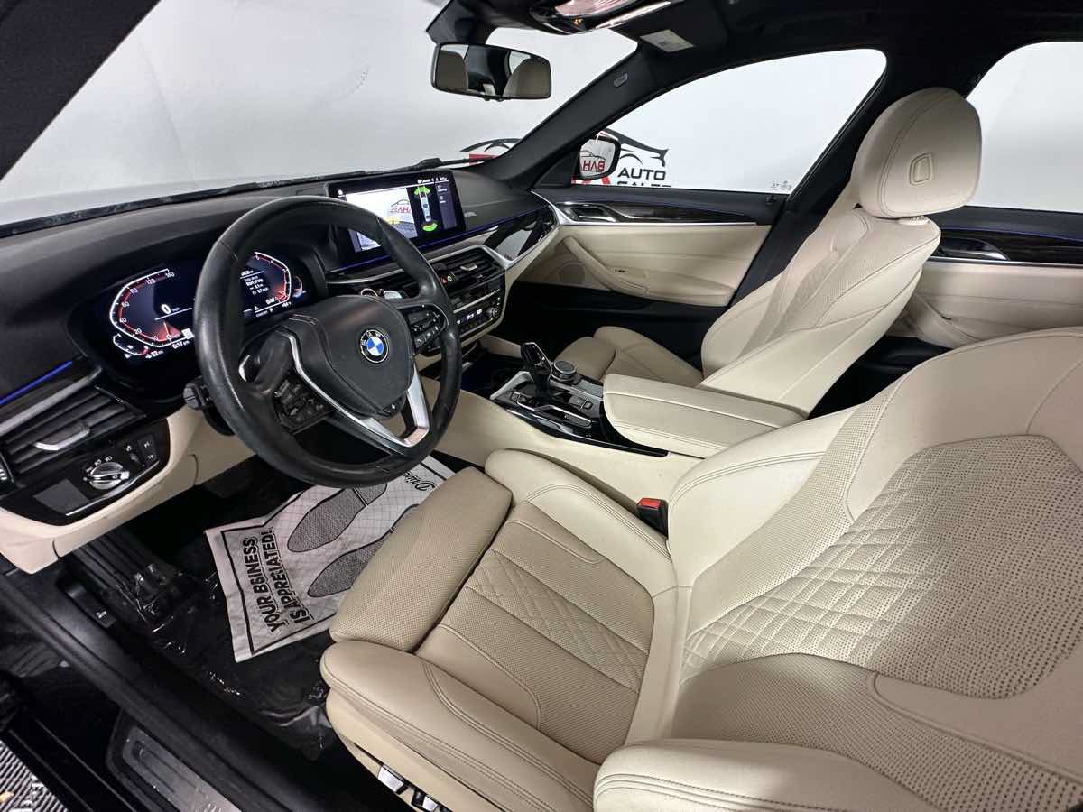 Used 2023 BMW 530i xDrive w/ Convenience Package AWD/4WD image 17