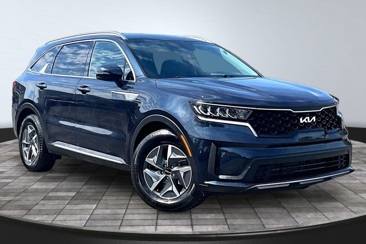 Used 2022 Kia Sorento S AWD/4WD image 3