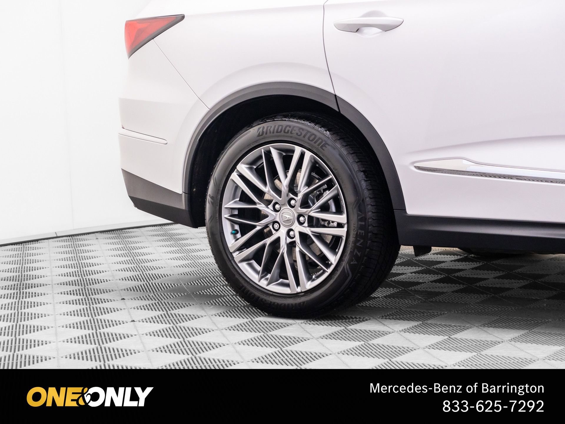 Used 2023 Acura MDX SH-AWD w/ Advance Package image 39