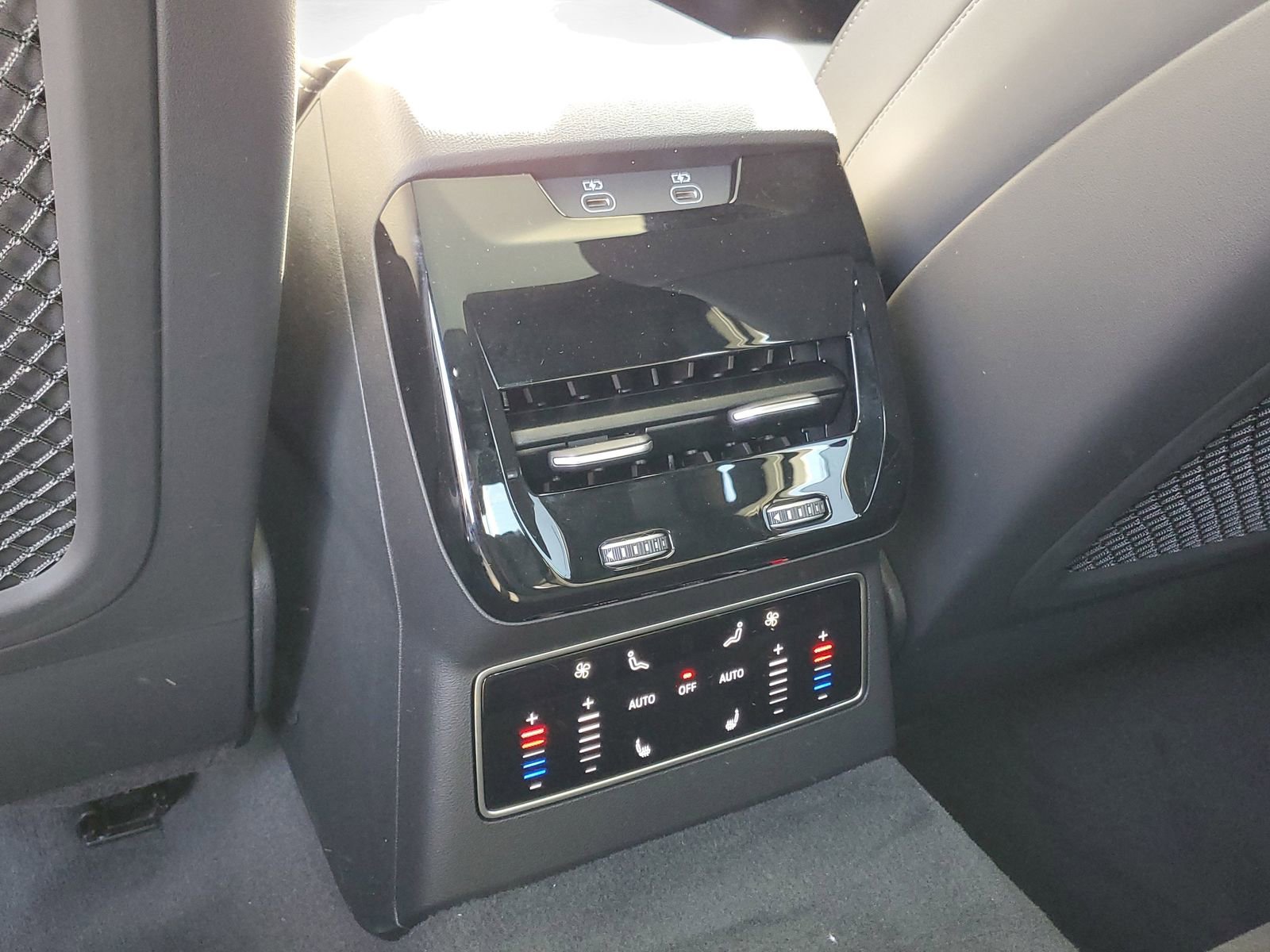 New 2026 Audi A6 Prestige image 13