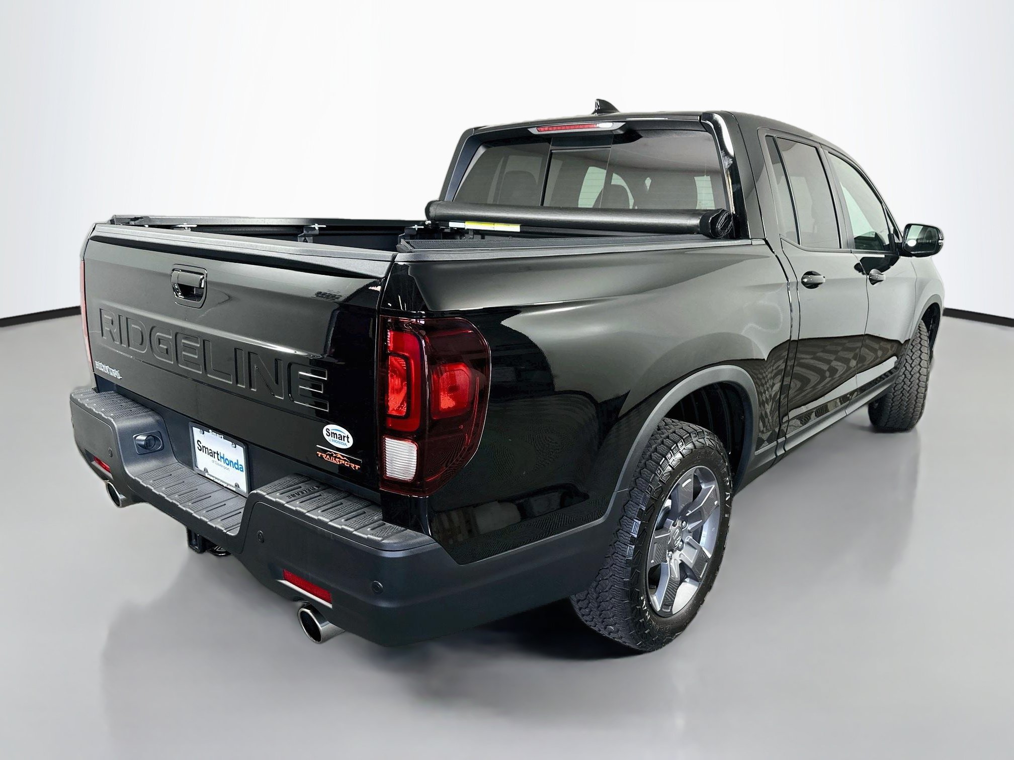 Used 2025 Honda Ridgeline TrailSport image 7