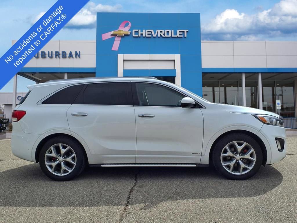 Used 2016 Kia Sorento SX image 4