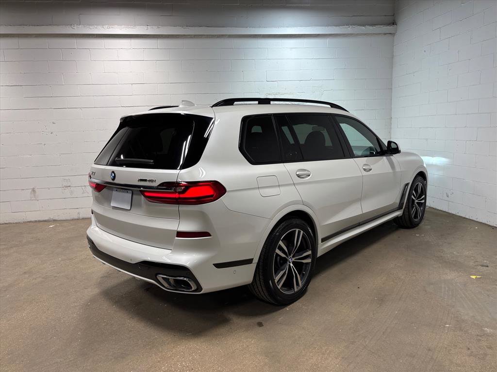 Used 2021 BMW X7 xDrive40i w/ M Sport Package image 6