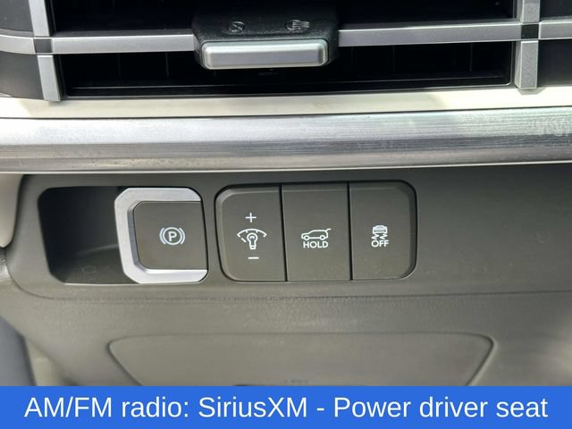 Used 2025 Hyundai Santa Fe Calligraphy AWD/4WD image 11