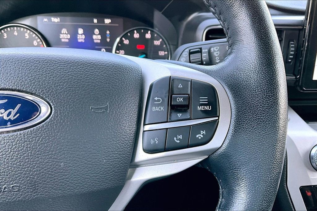 Used 2022 Ford Explorer XLT w/ Equipment Group 202A image 12