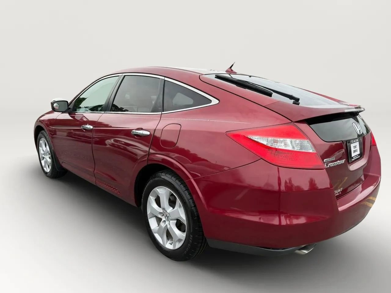 Used 2010 Honda Crosstour EX-L image 4