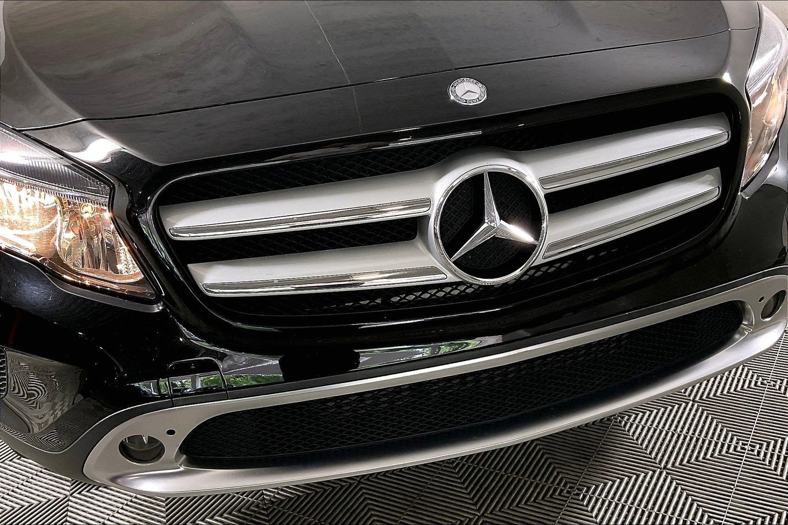 Used 2017 Mercedes-Benz GLA 250 image 28