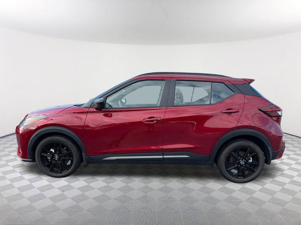 Used 2023 Nissan Kicks SR w/ SR Premium Package image 8