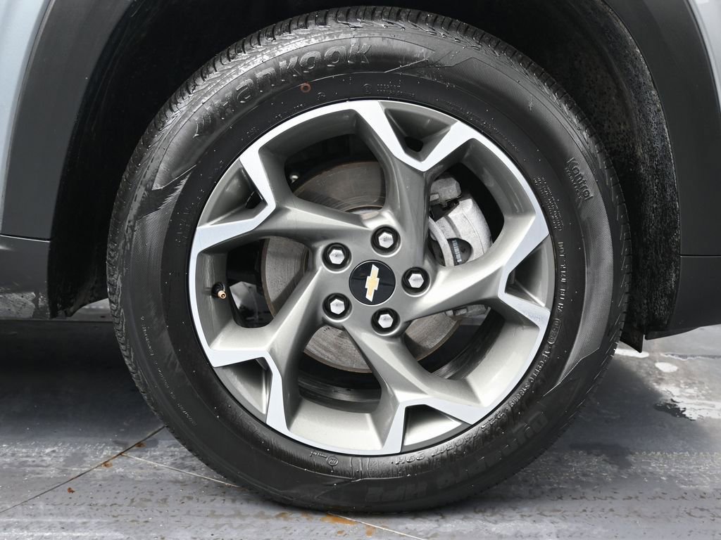 Used 2024 Chevrolet Trax LT image 12