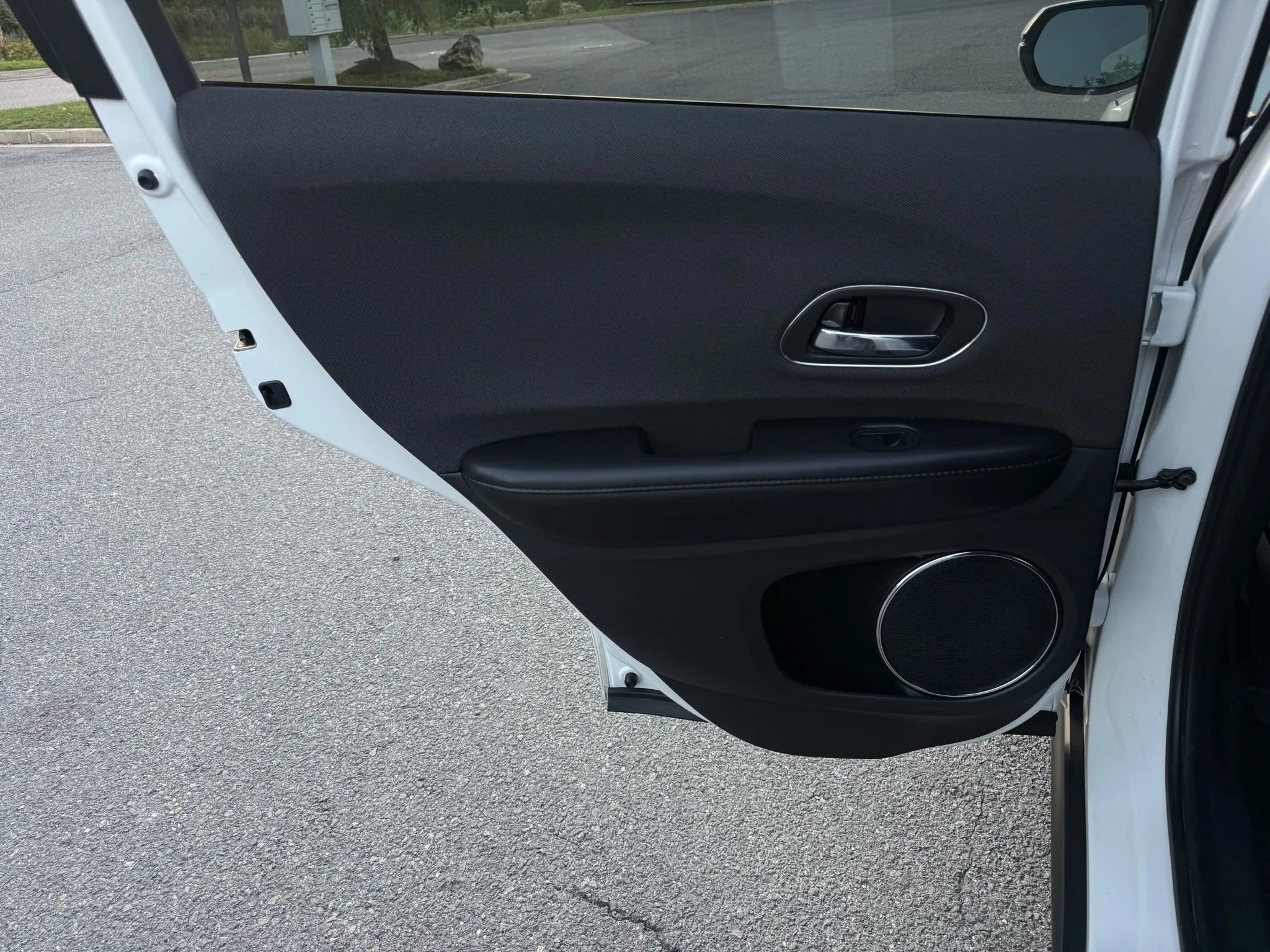 Used 2022 Honda HR-V EX image 19