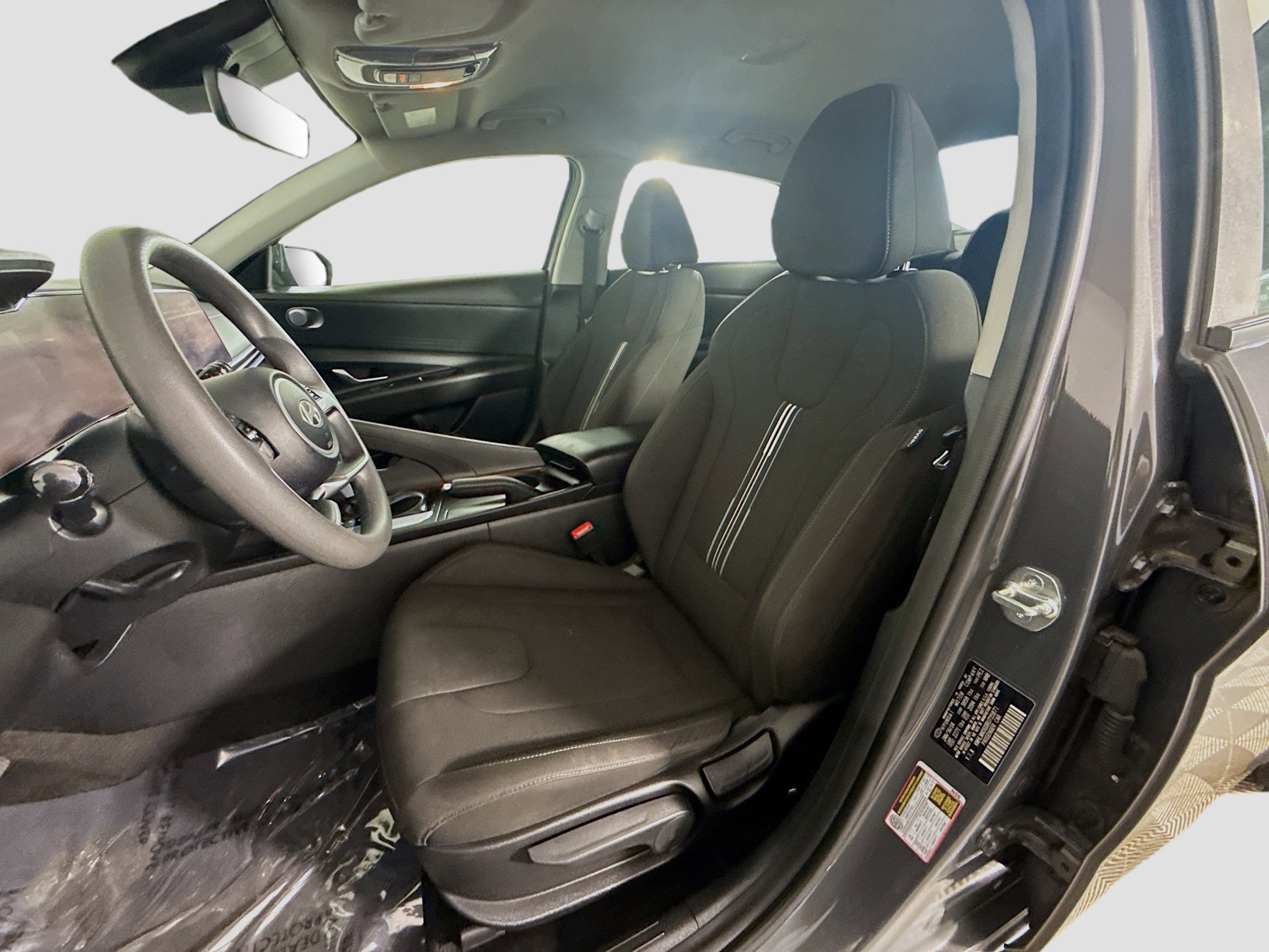 Used 2024 Hyundai Elantra SEL image 22