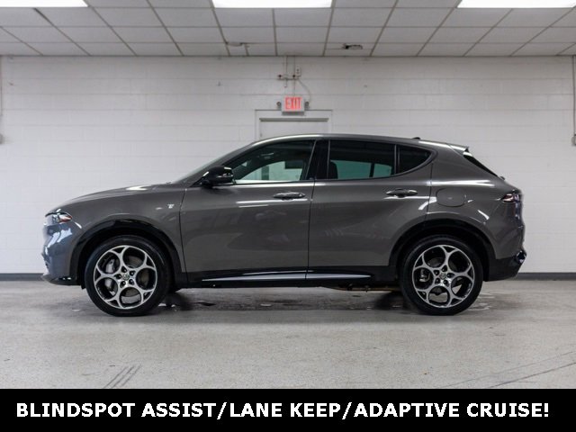 Used 2024 Alfa Romeo Tonale Ti w/ Premium Interior Package image 4