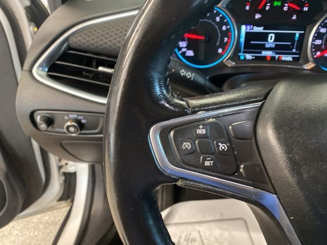 Used 2016 Chevrolet Malibu LT image 16