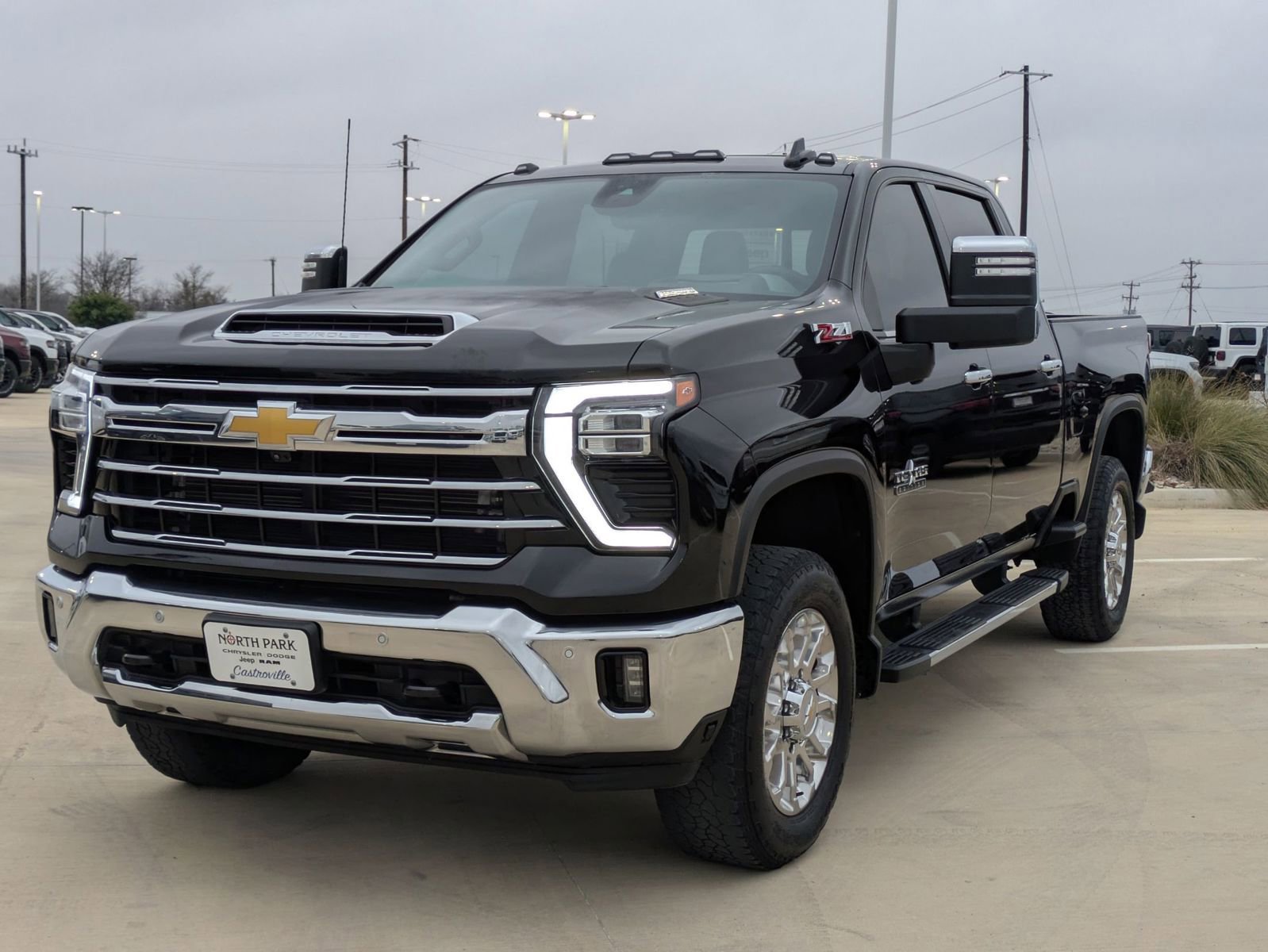 Used 2025 Chevrolet Silverado 2500 LTZ w/ LTZ Premium Texas Edition image 7