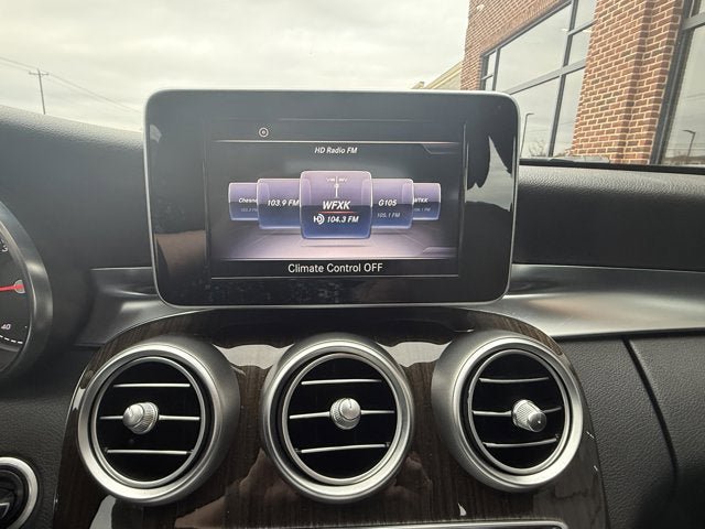 Used 2015 Mercedes-Benz C 300 Sedan image 23