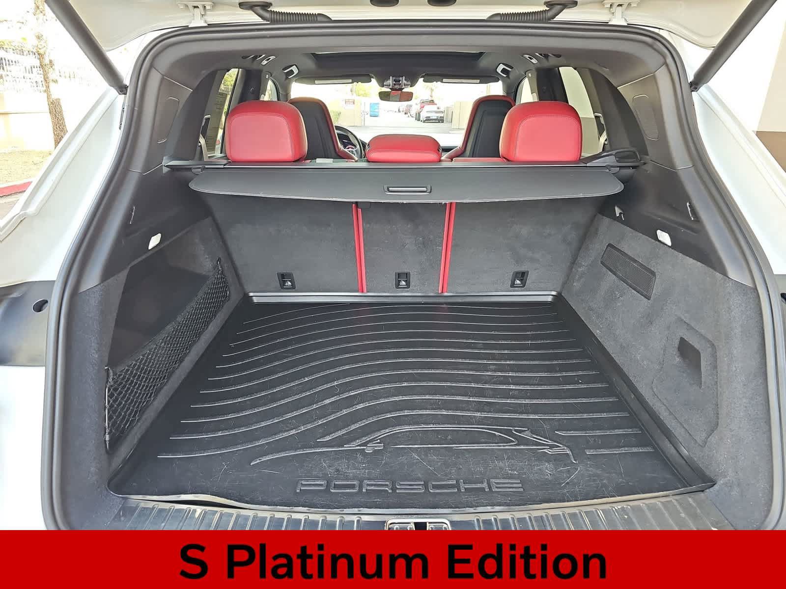 Used 2023 Porsche Cayenne S Platinum w/ Premium Package Plus AWD/4WD image 23