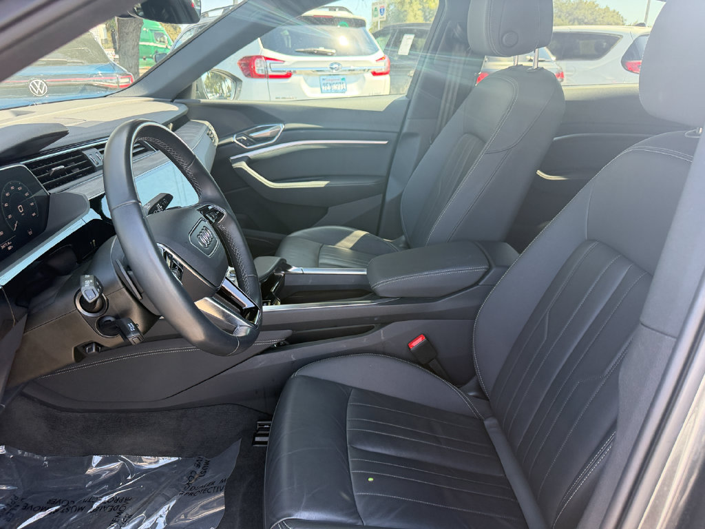 Used 2024 Audi Q8 e-tron Premium AWD/4WD image 13