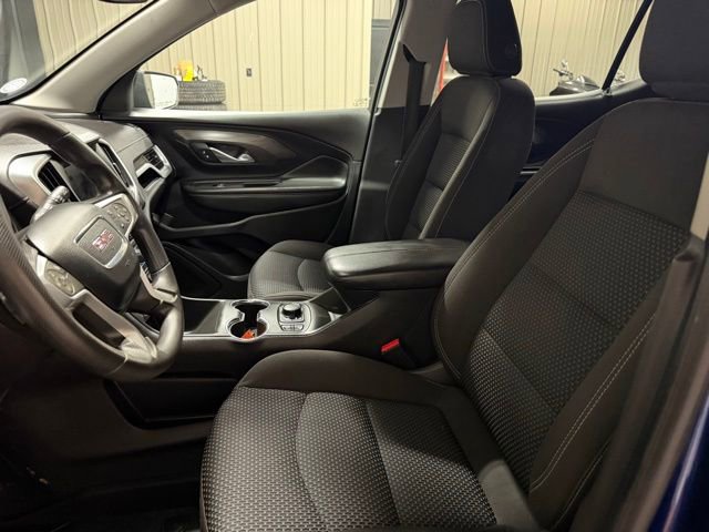 Used 2023 GMC Terrain SLE w/ Driver Convenience Package FWD image 14