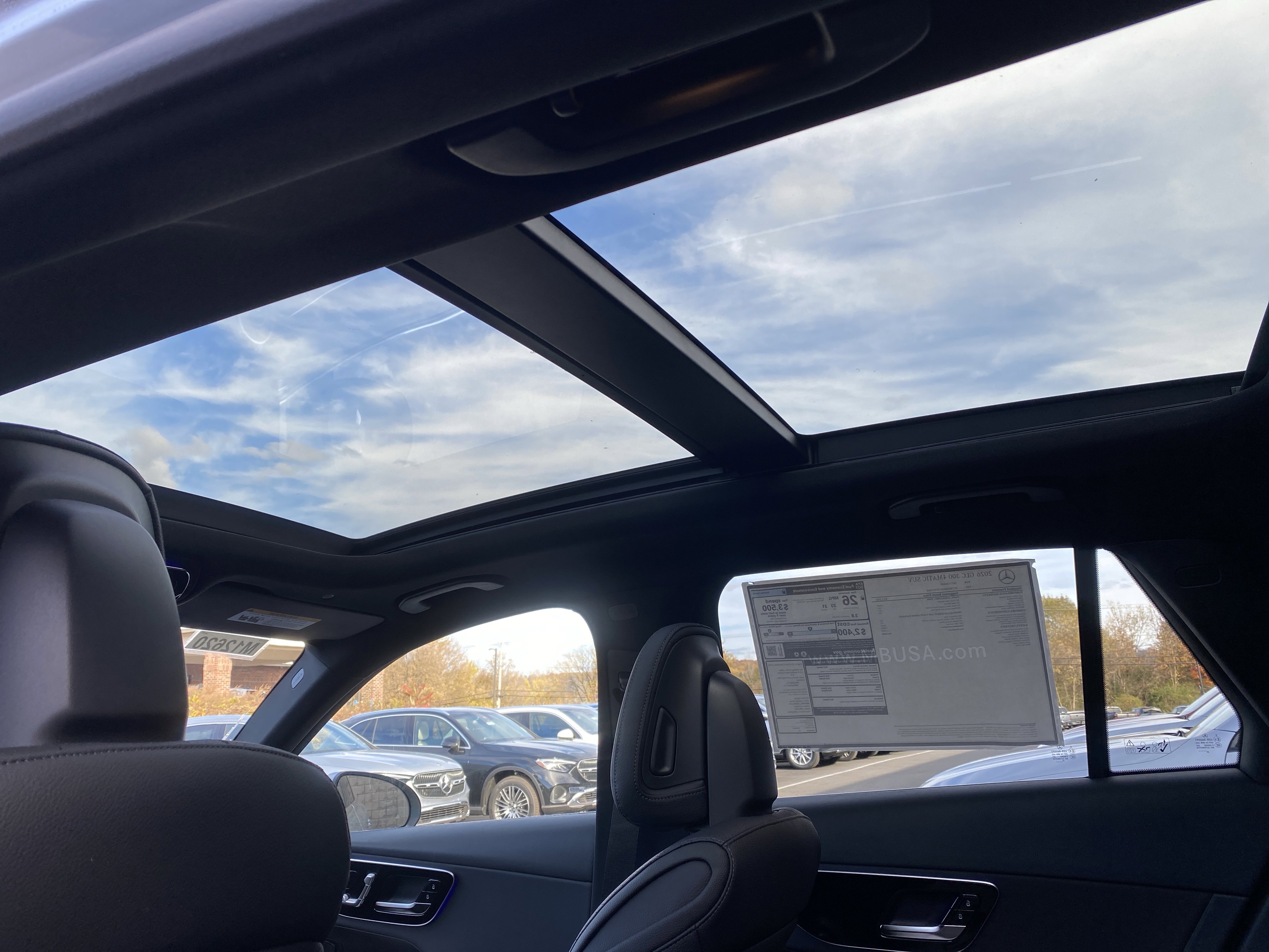 Used 2026 Mercedes-Benz GLC 300 4MATIC image 22