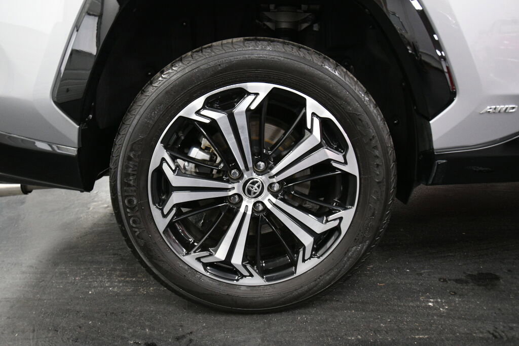 Used 2022 Toyota RAV4 XSE image 10