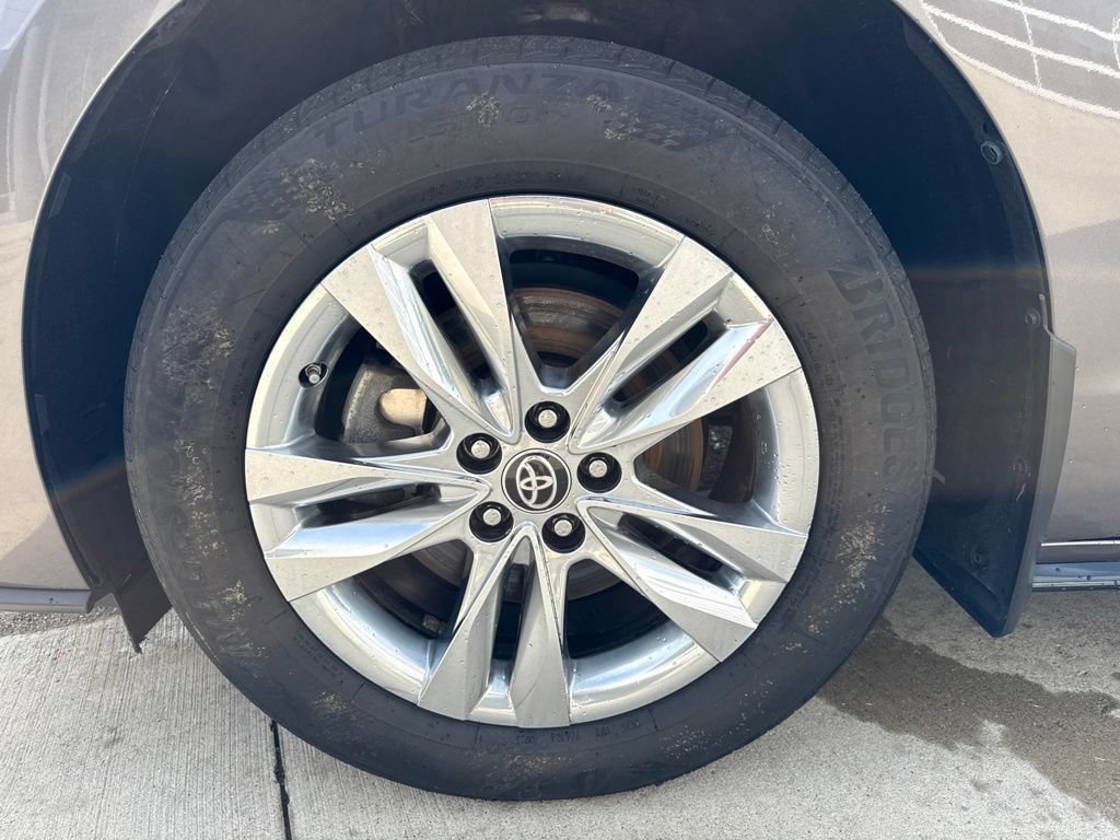 Used 2021 Toyota Sienna Limited AWD/4WD image 42