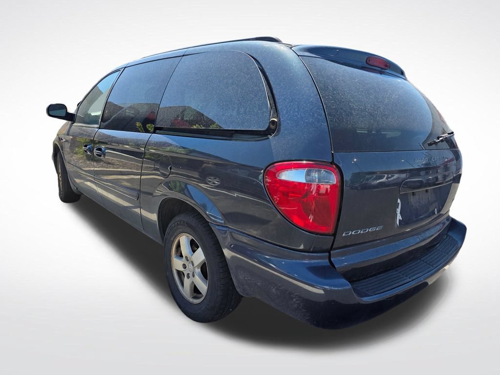 Used 2007 Dodge Grand Caravan SXT w/ Leather Interior Group FWD image 5