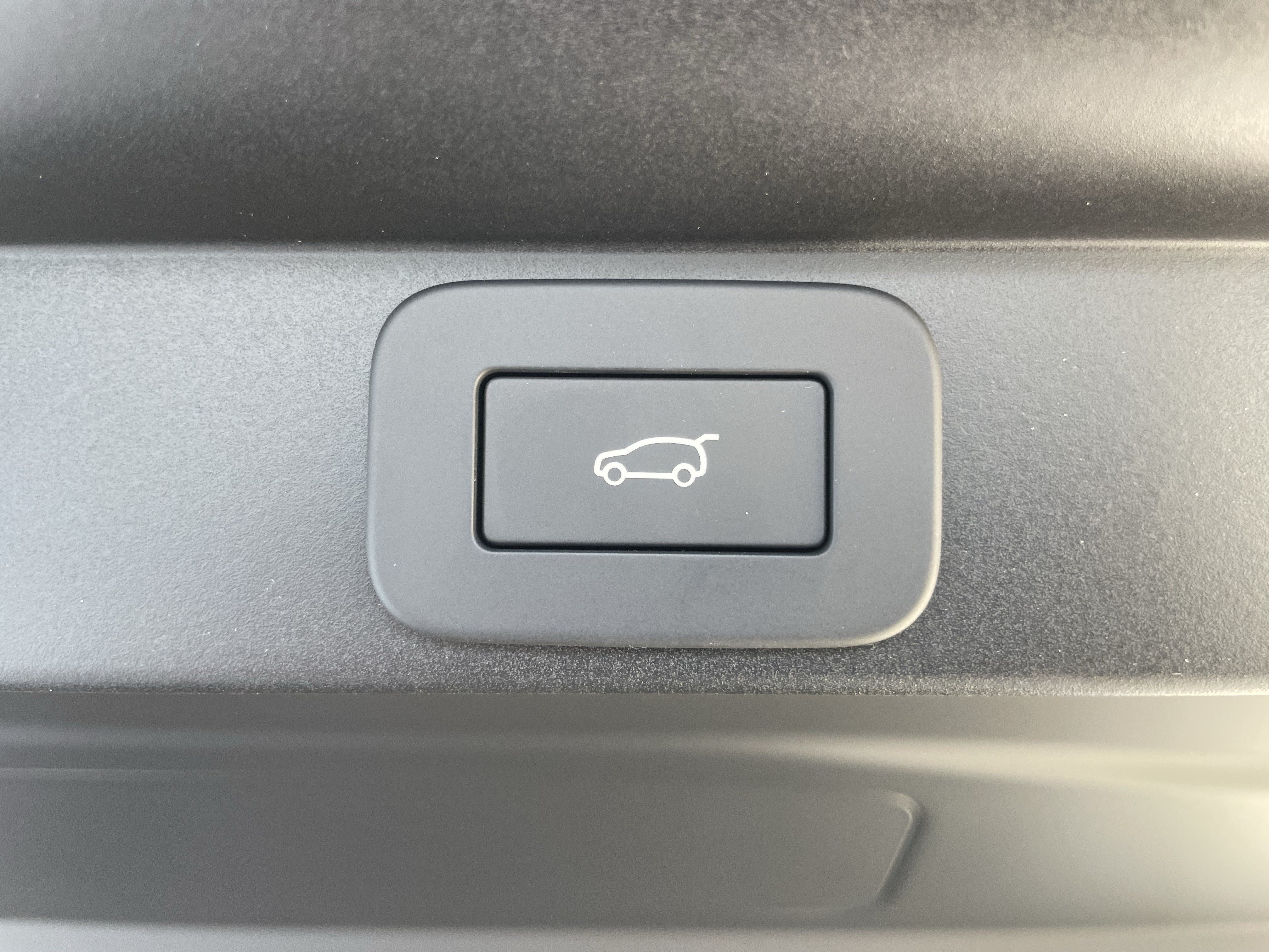 New 2026 Land Rover Range Rover SE AWD/4WD image 39