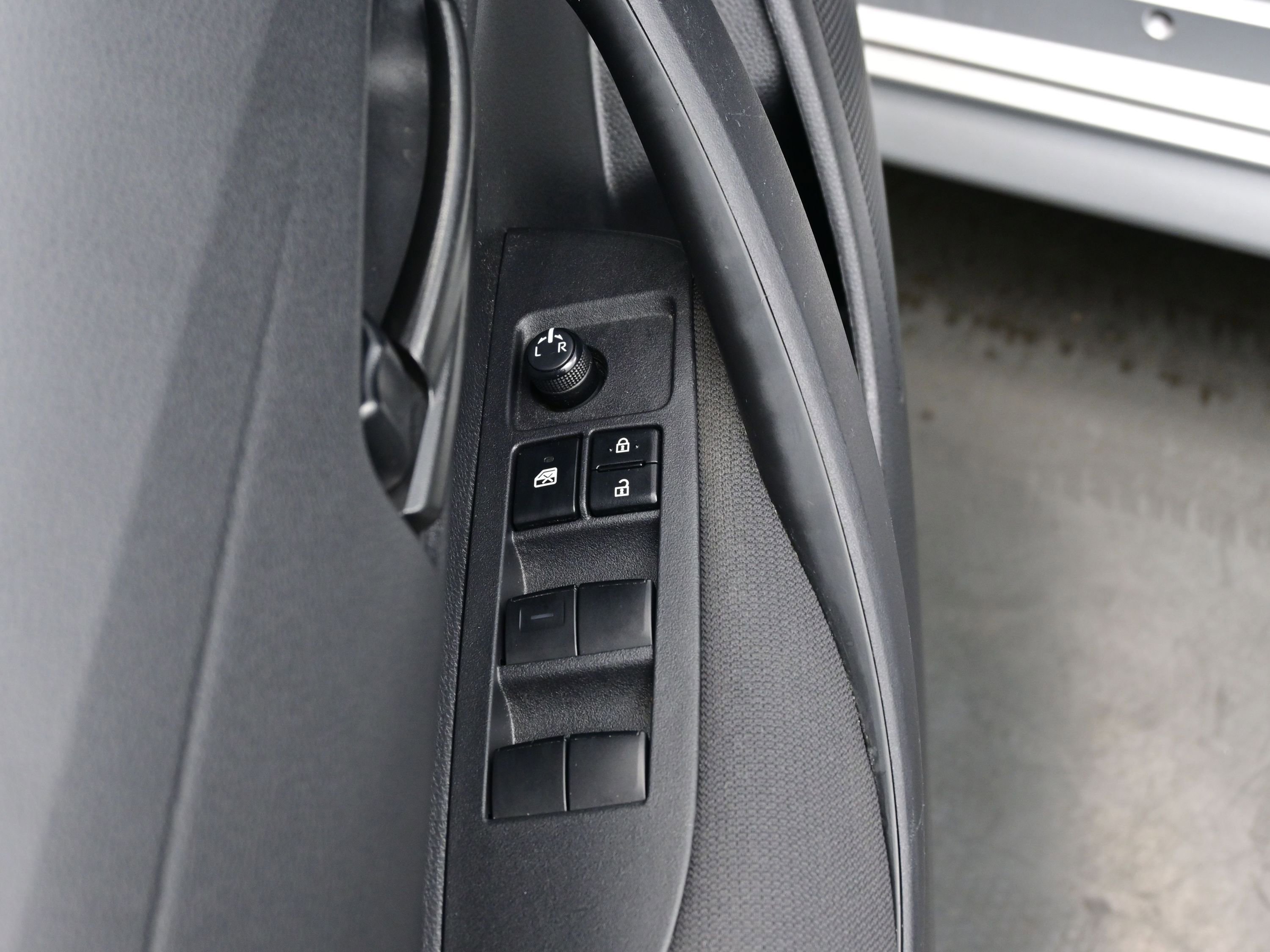 Used 2023 Toyota Corolla LE image 10