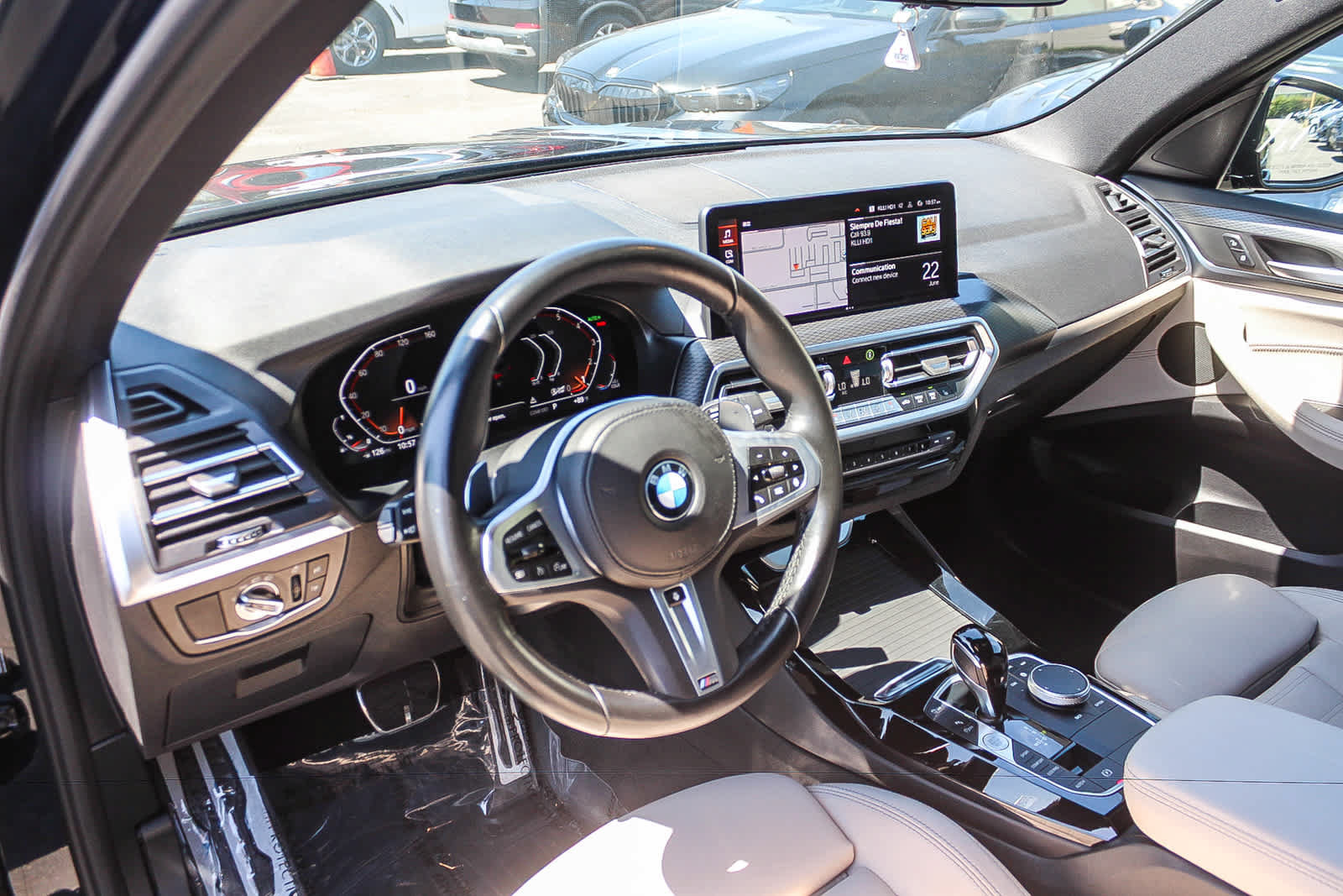 Used 2022 BMW X3 sDrive30i w/ M Sport Package 2 RWD image 16