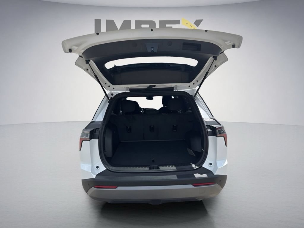 New 2027 Chevrolet Equinox LT FWD image 26
