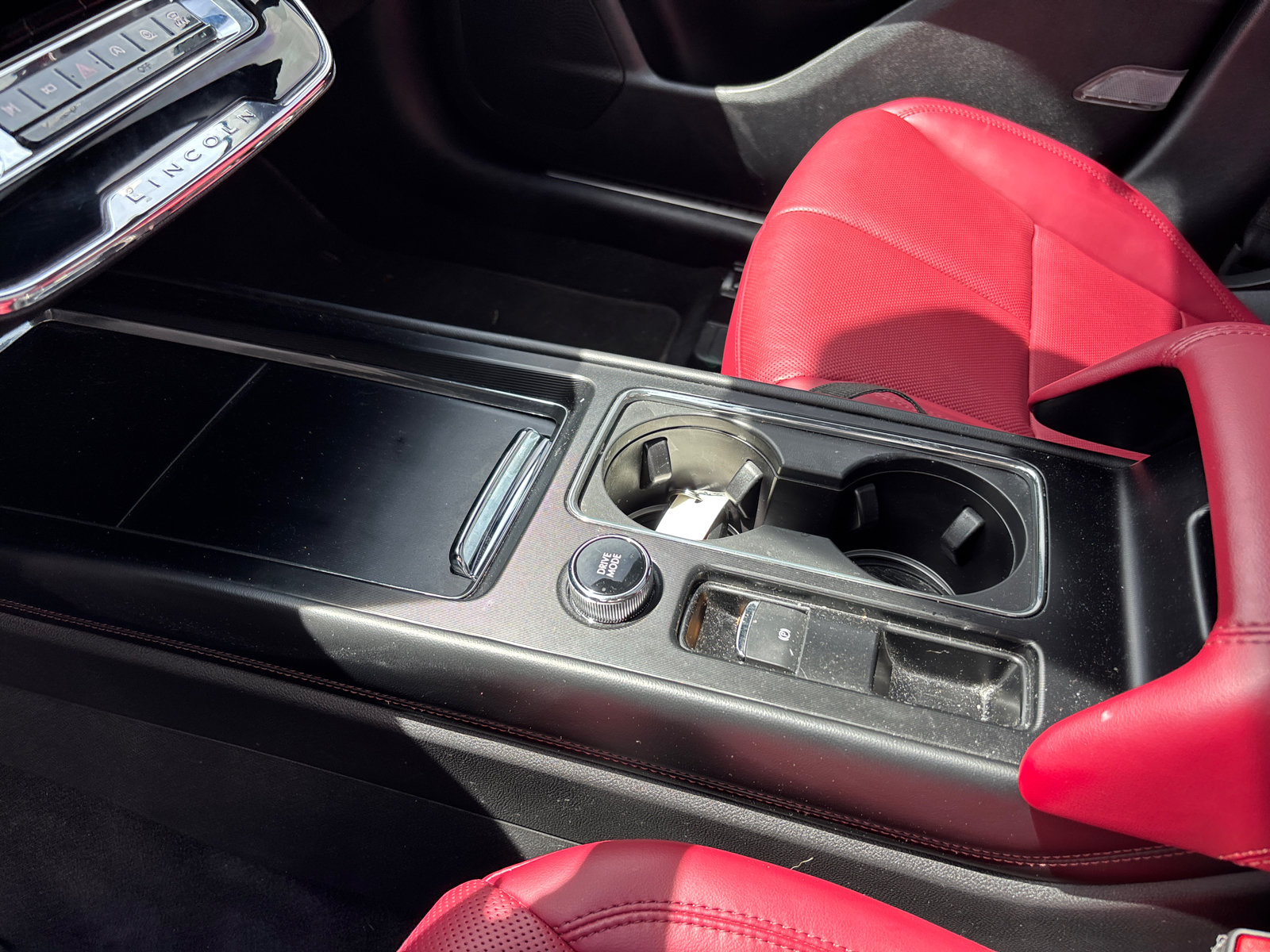 Certified 2025 Lincoln Corsair Reserve AWD/4WD image 23