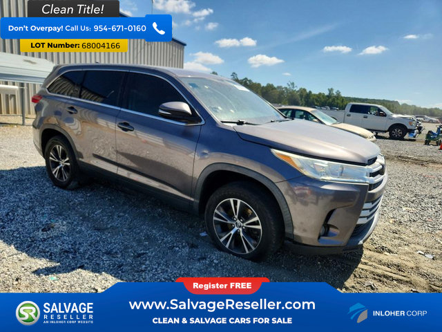 Used 2019 Toyota Highlander Plus FWD image 5
