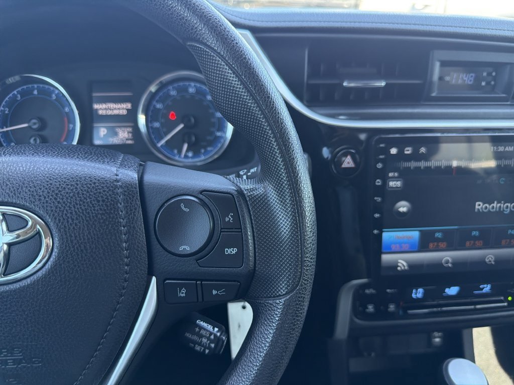 Used 2017 Toyota Corolla LE FWD image 28