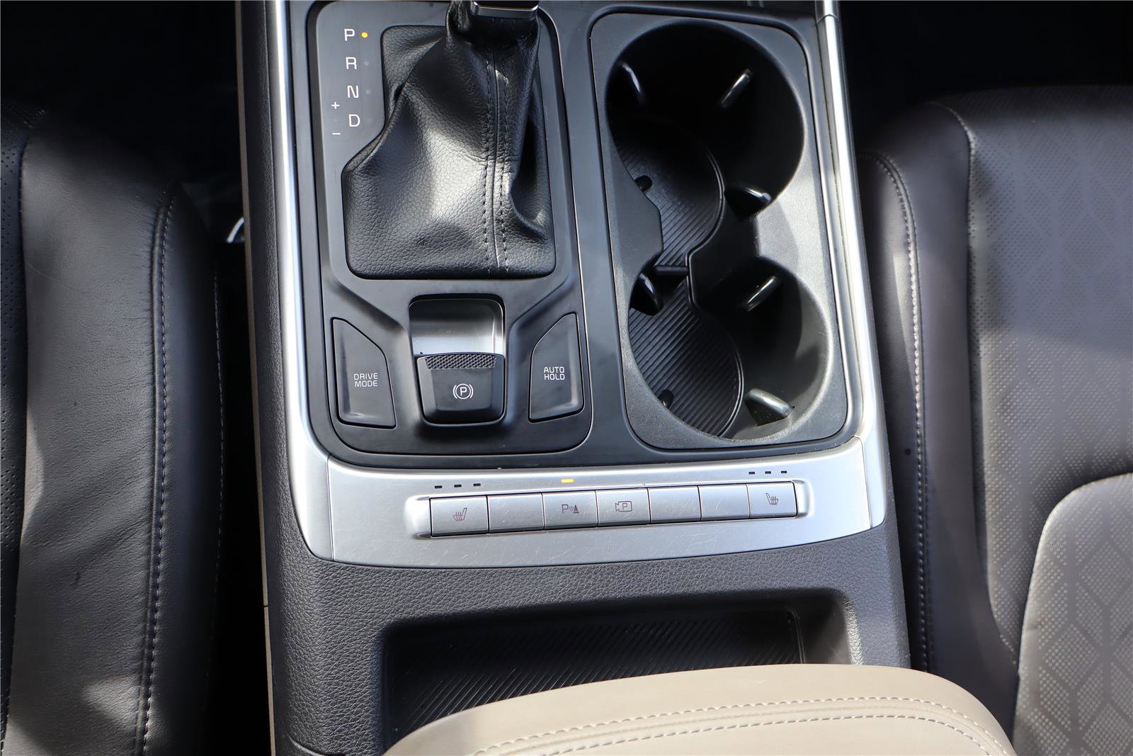 Certified 2025 Kia Carnival image 22