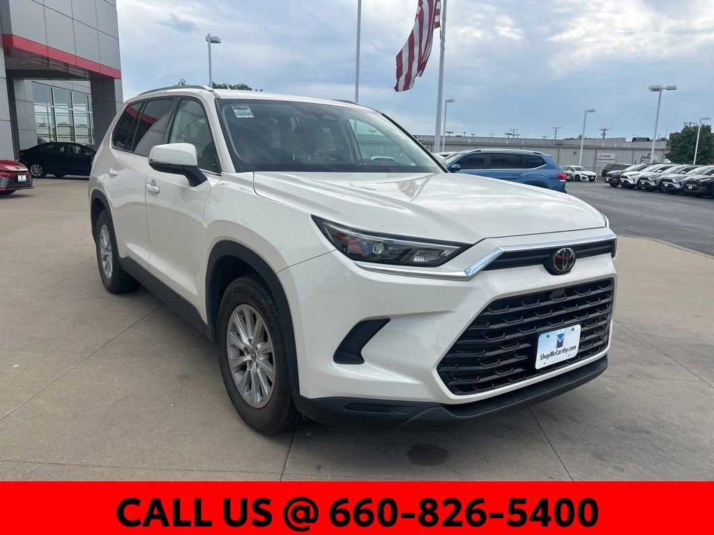 Certified 2024 Toyota Grand Highlander AWD image 3