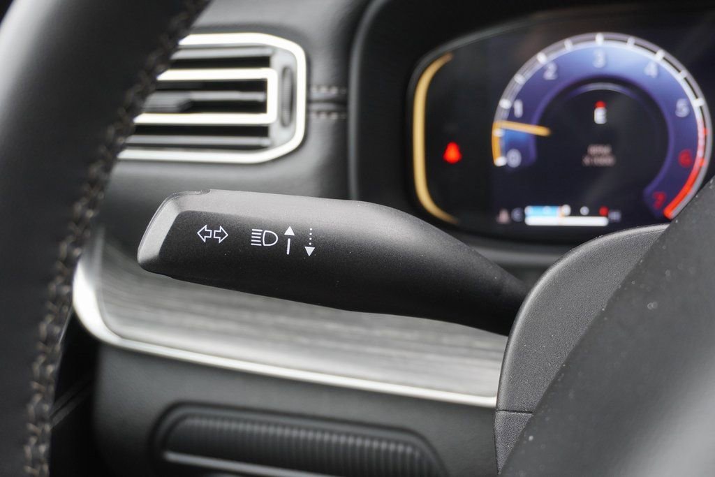 Used 2024 Jeep Wagoneer Series III image 20