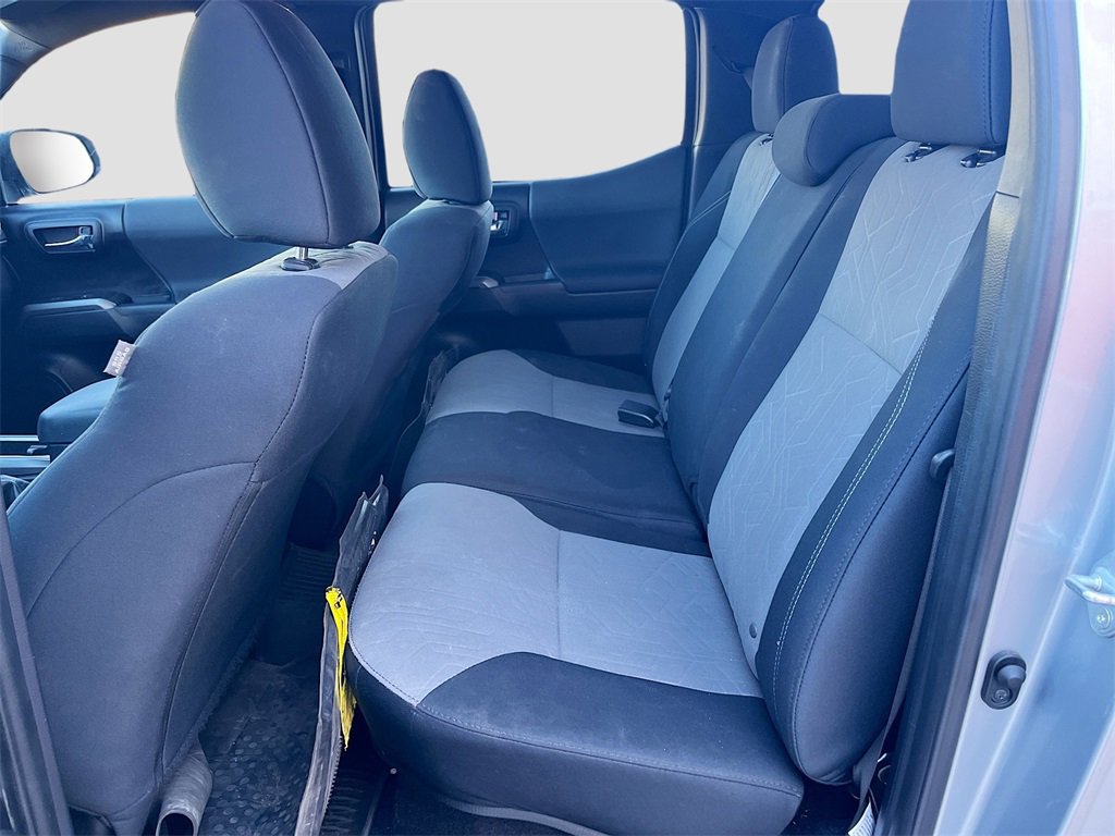 Used 2021 Toyota Tacoma TRD Off-Road image 23