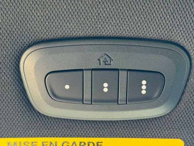 New 2026 Chrysler Pacifica Select image 25