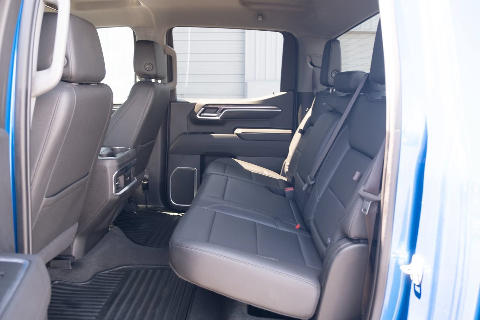 Used 2022 Chevrolet Silverado 1500 LTZ AWD/4WD image 17