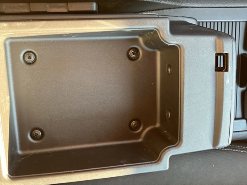 Used 2016 GMC Acadia SLE image 23