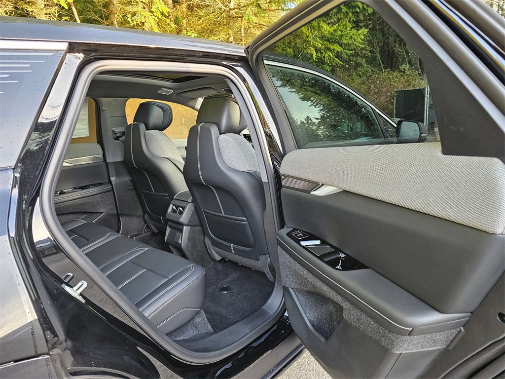 New 2026 Cadillac Optiq Luxury 1 image 12