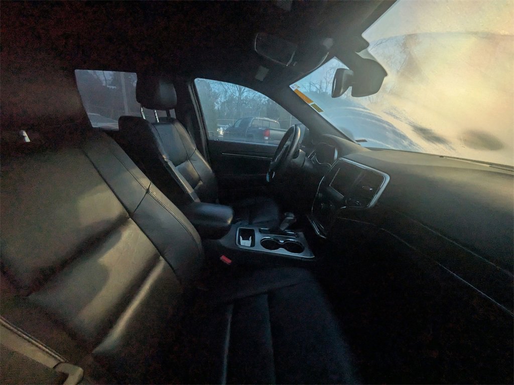 Used 2018 Jeep Grand Cherokee Limited image 9