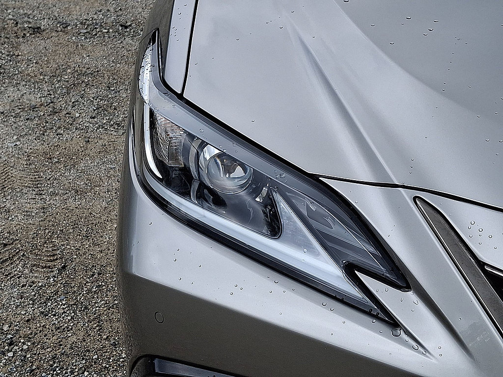Used 2021 Lexus ES 350 F Sport w/ Accessory Package 2 FWD image 28