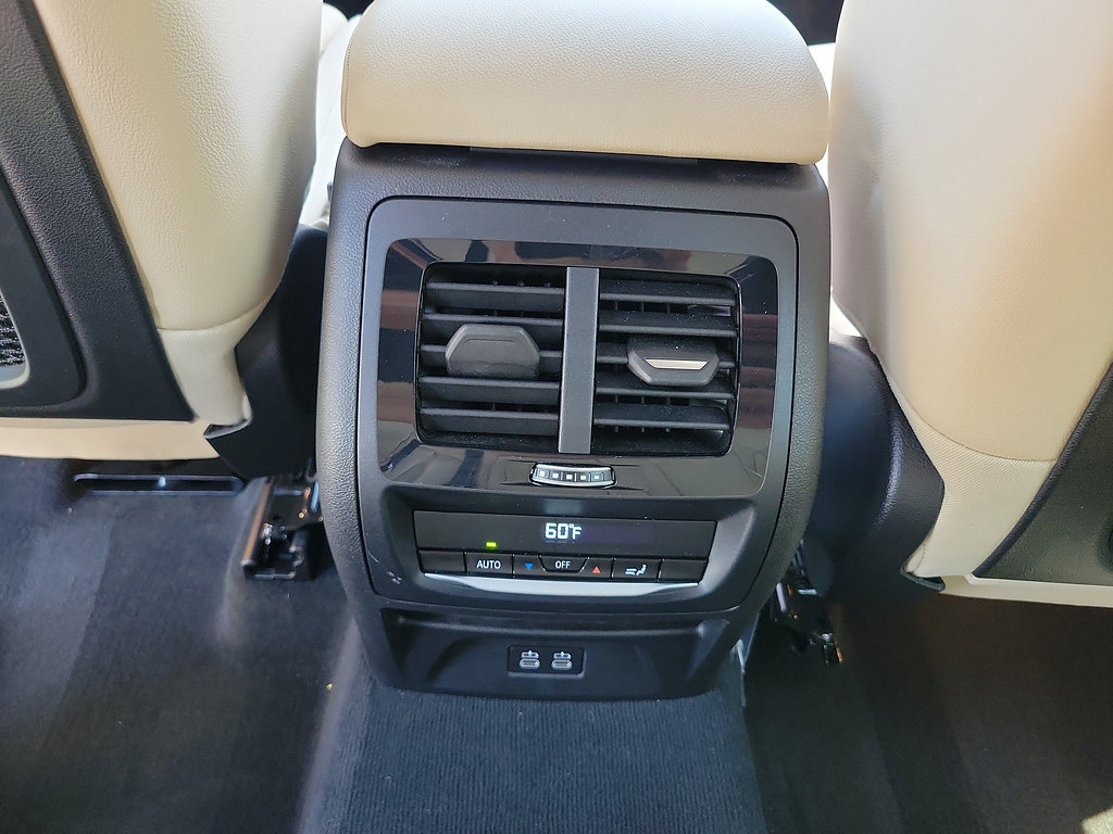 Used 2024 BMW X3 sDrive30i w/ Convenience Package RWD image 13