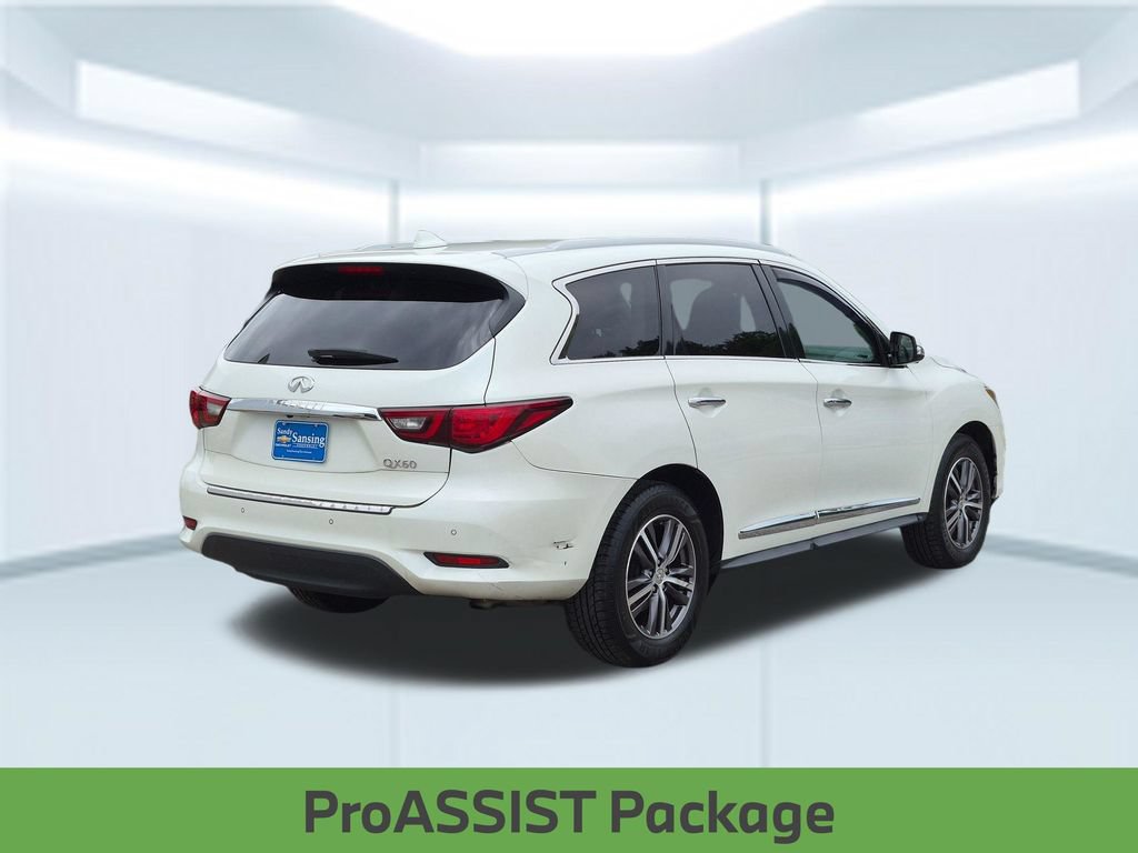 Used 2019 INFINITI QX60 Luxe w/ Essential Package FWD image 6