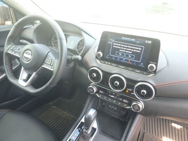 Used 2025 Nissan Sentra SR w/ SR Premium Package FWD image 12