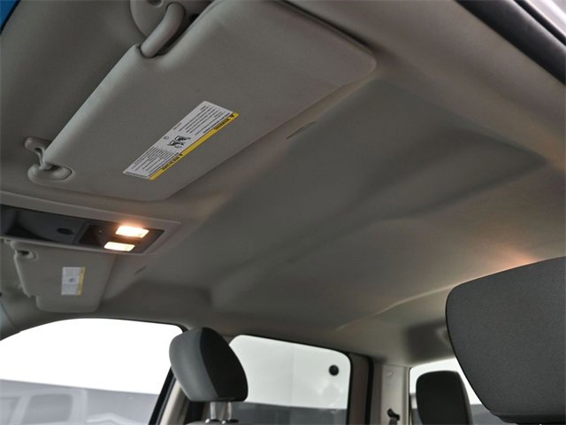 Used 2022 RAM 1500 Classic SLT image 2