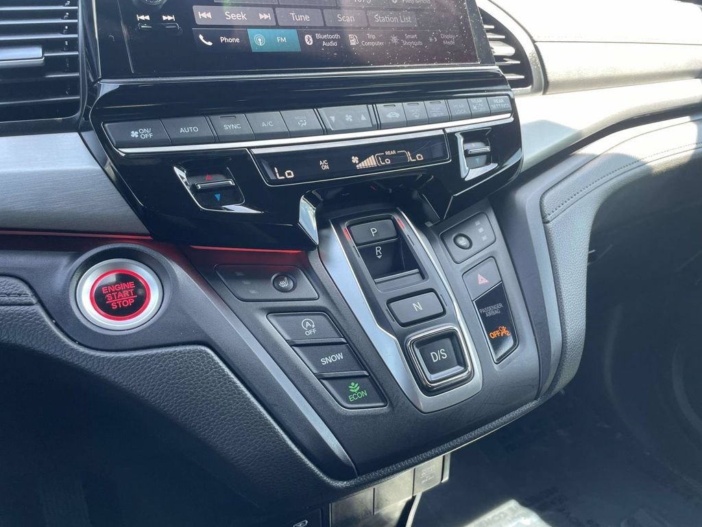 Used 2025 Honda Odyssey Sport-L image 39