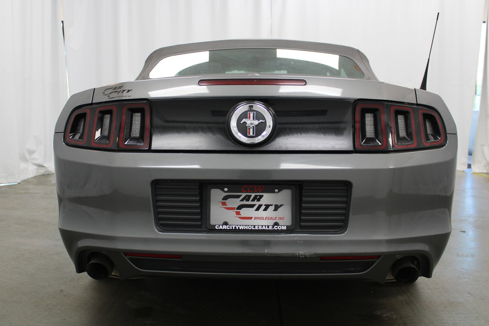 Used 2014 Ford Mustang Premium RWD image 7