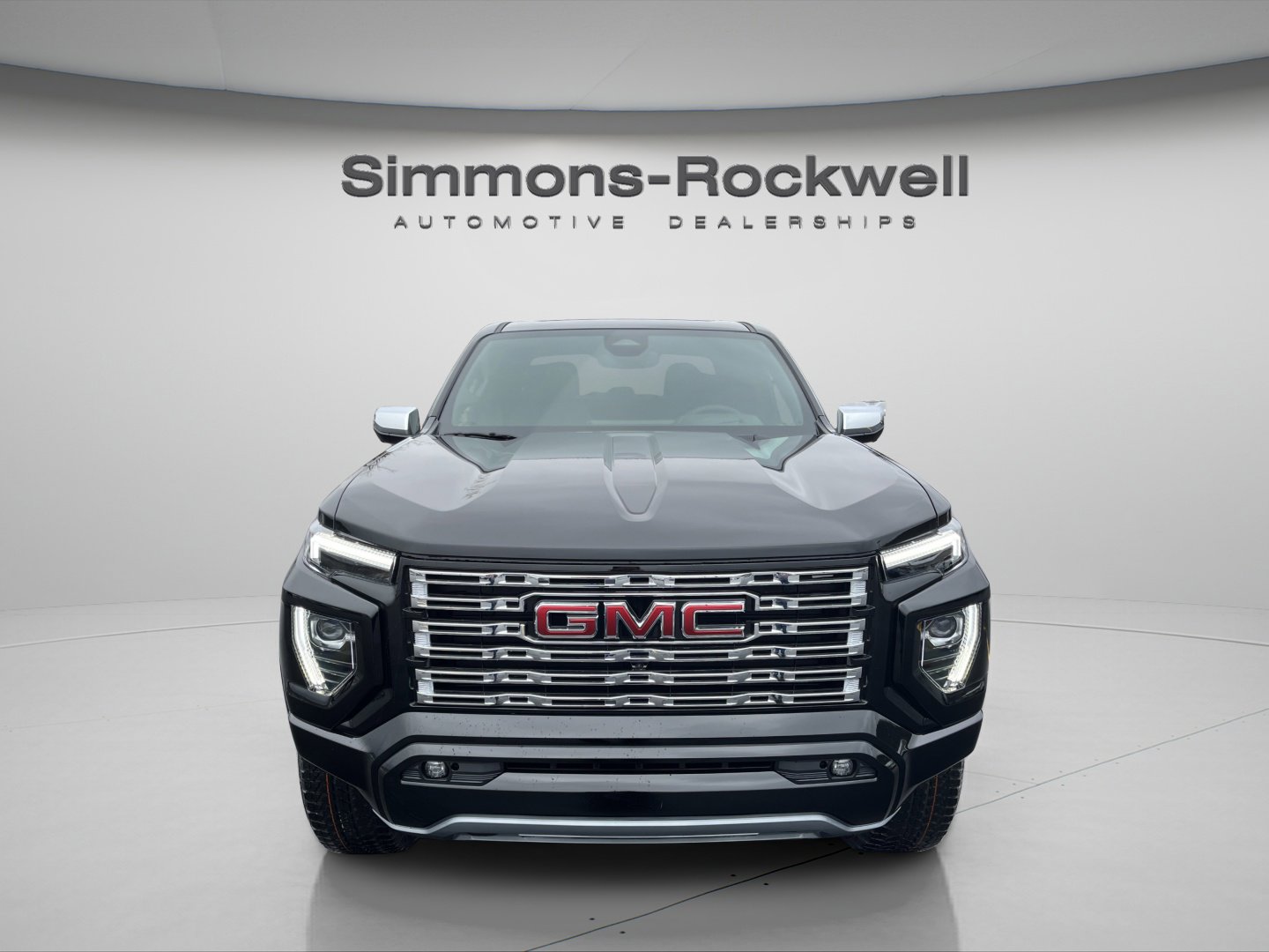 New 2026 GMC Canyon Denali w/ LPO, Denali Black Edition image 2